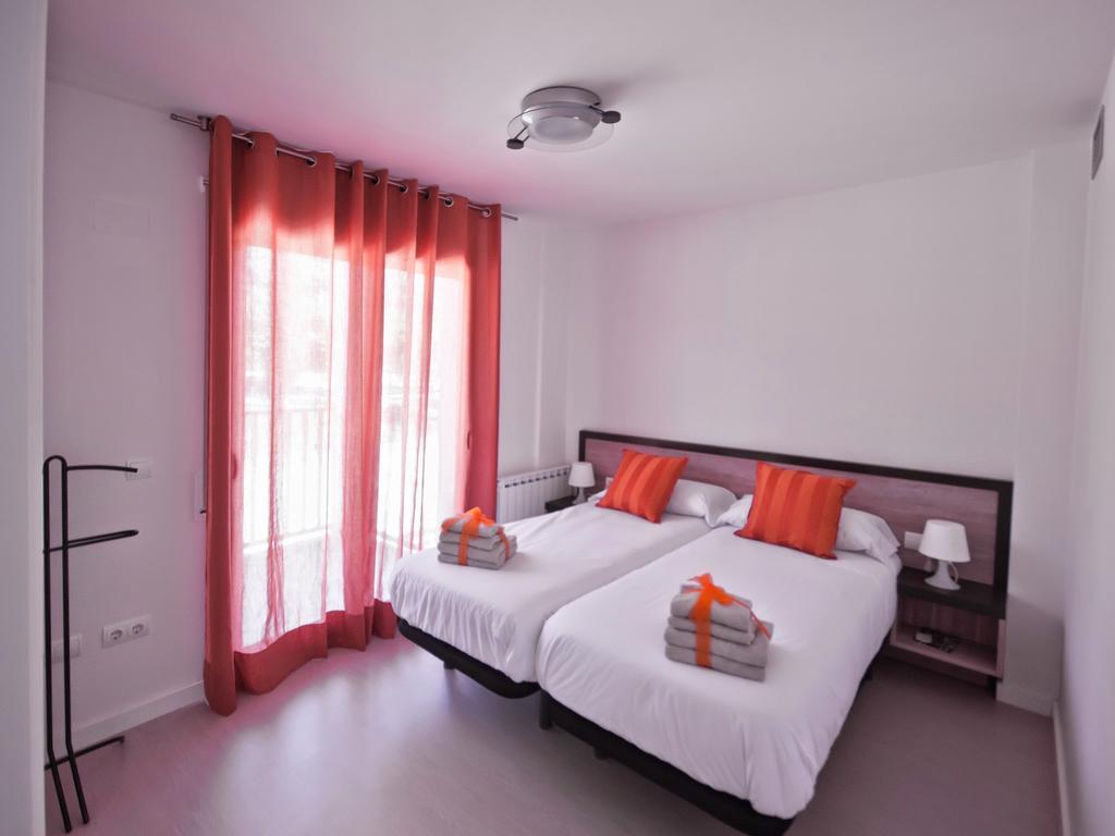 Soho Parc Apartman Figueres  Szoba fotó
